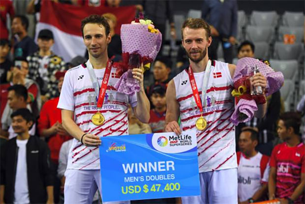 Mathias Boe/Carsten Mogensen and their 2017 Korea Open medals. (photo: AP)