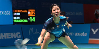 Soniia Cheah upsets Akane Yamaguchi in Fuzhou. (photo: AFP)