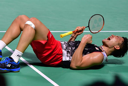 Kento Momota wins his 10th title of 2019 at Fuzhou China Open. (photo: Xinhua)
