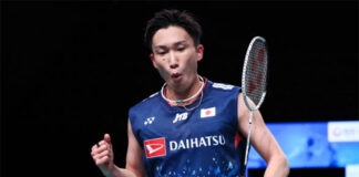 Kento Momota advances to the 2023 Korea Masters semi-finals. (photo: Shi Tang/Getty Images)